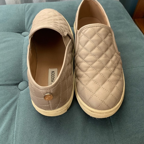 Steve Madden Ecentrcq Sneaker - Picture 4 of 4